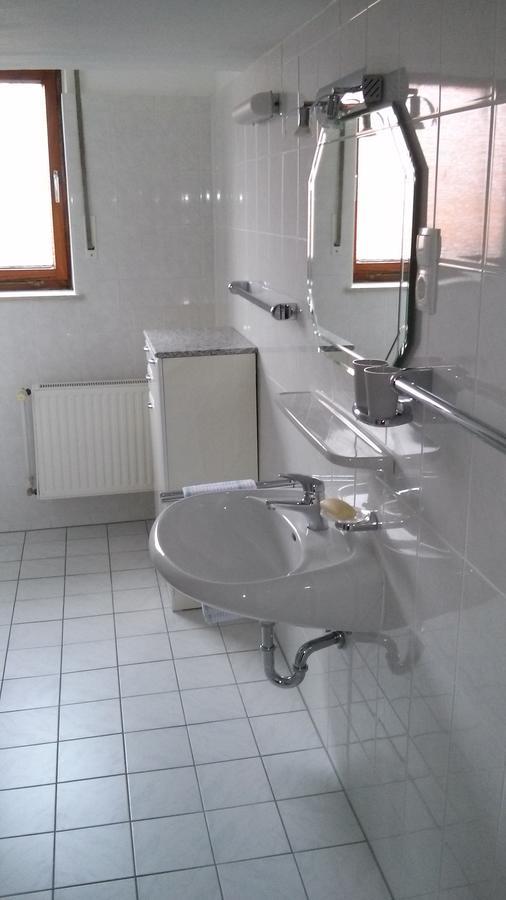 Landgasthof Schaenzer Voerde Екстер'єр фото